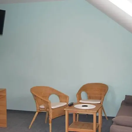 Couette-café Mietowy Dworek 3*