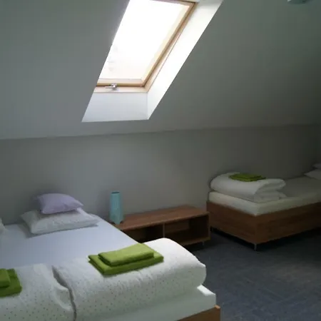 Mietowy Dworek فندق مبيت وإفطار