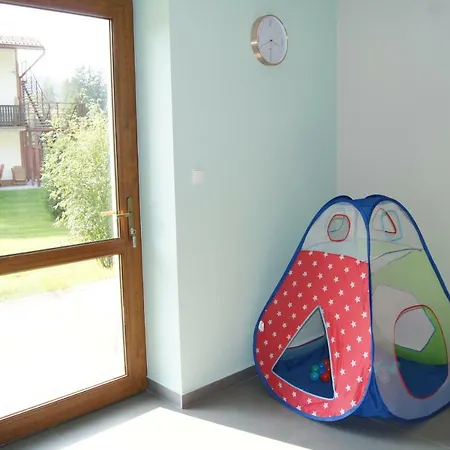 Bed and Breakfast Mietowy Dworek 3*