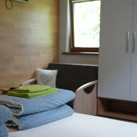 فندق مبيت وإفطار Mietowy Dworek