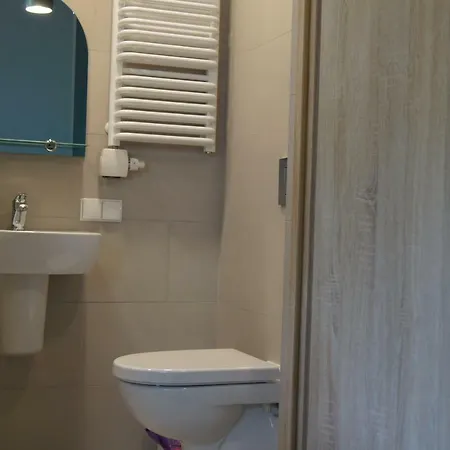 Couette-café Mietowy Dworek 3*
