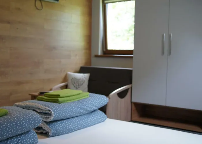 Bed & Breakfast Mietowy Dworek